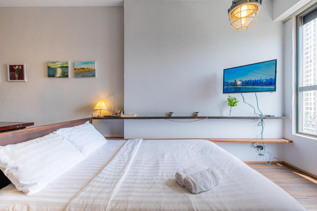Studio River View-city View & Pool In Center - May * TP. Hồ Chí Minh