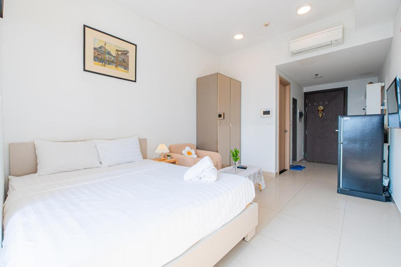 Căn hộ Studio River View-city View & Pool In Center - May