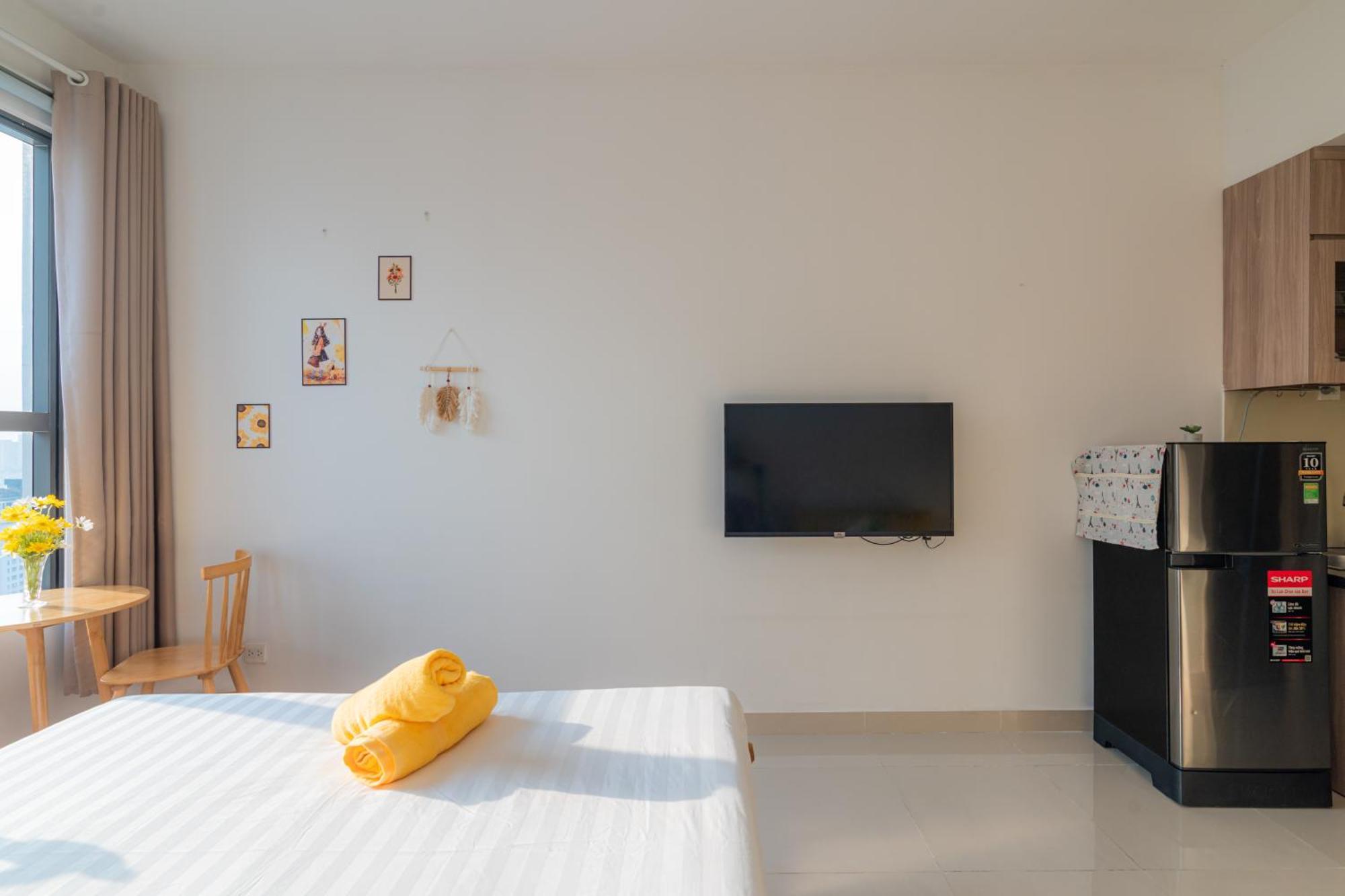Studio River View-city View & Pool In Center - May *